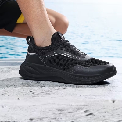 Picture of BONTE Slip-On Running Shoe-Black