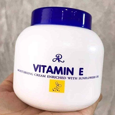 Picture of AR Vitamin E Moisturising Cream Enriched With Sunflower Oil 200g