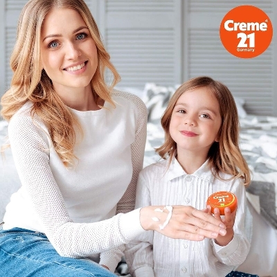 Picture of Creme 21 Dry Skin Body Lotion 400 ml