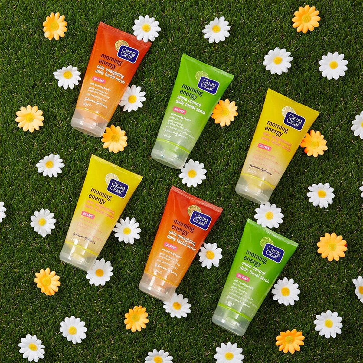 Picture of Clean & Clear Morning Energy Skin Energising Daily Facial Scrub 150ml