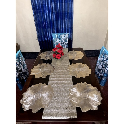 Picture of 6 pc mat 1 pc runner Dining Mat (7pc set)