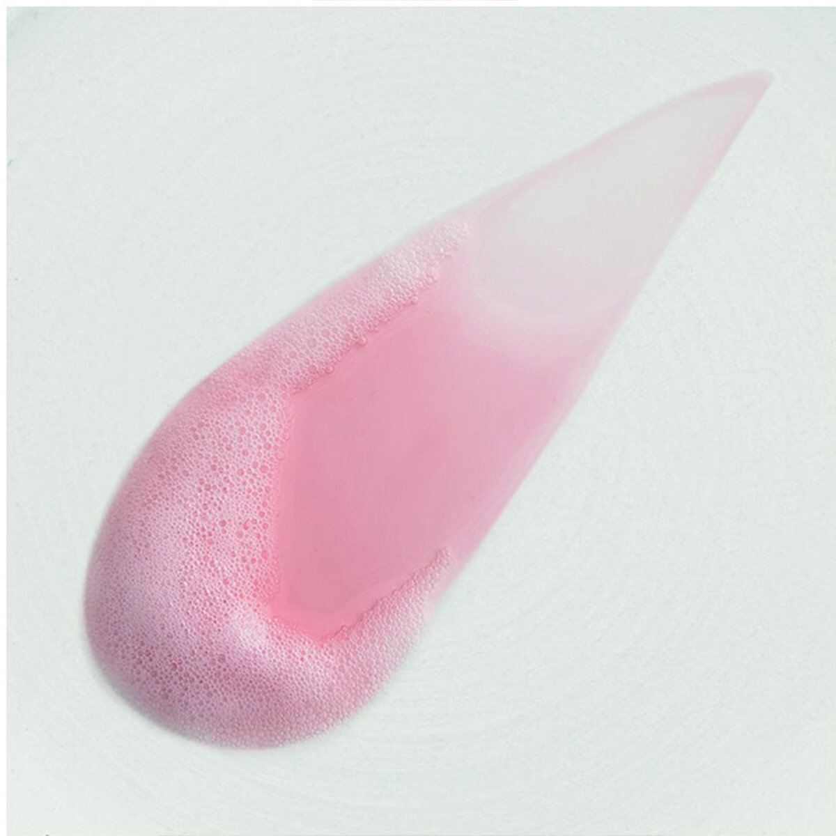 Picture of The Body Shop Strawberry Clearly Glossing Shampoo 400ml