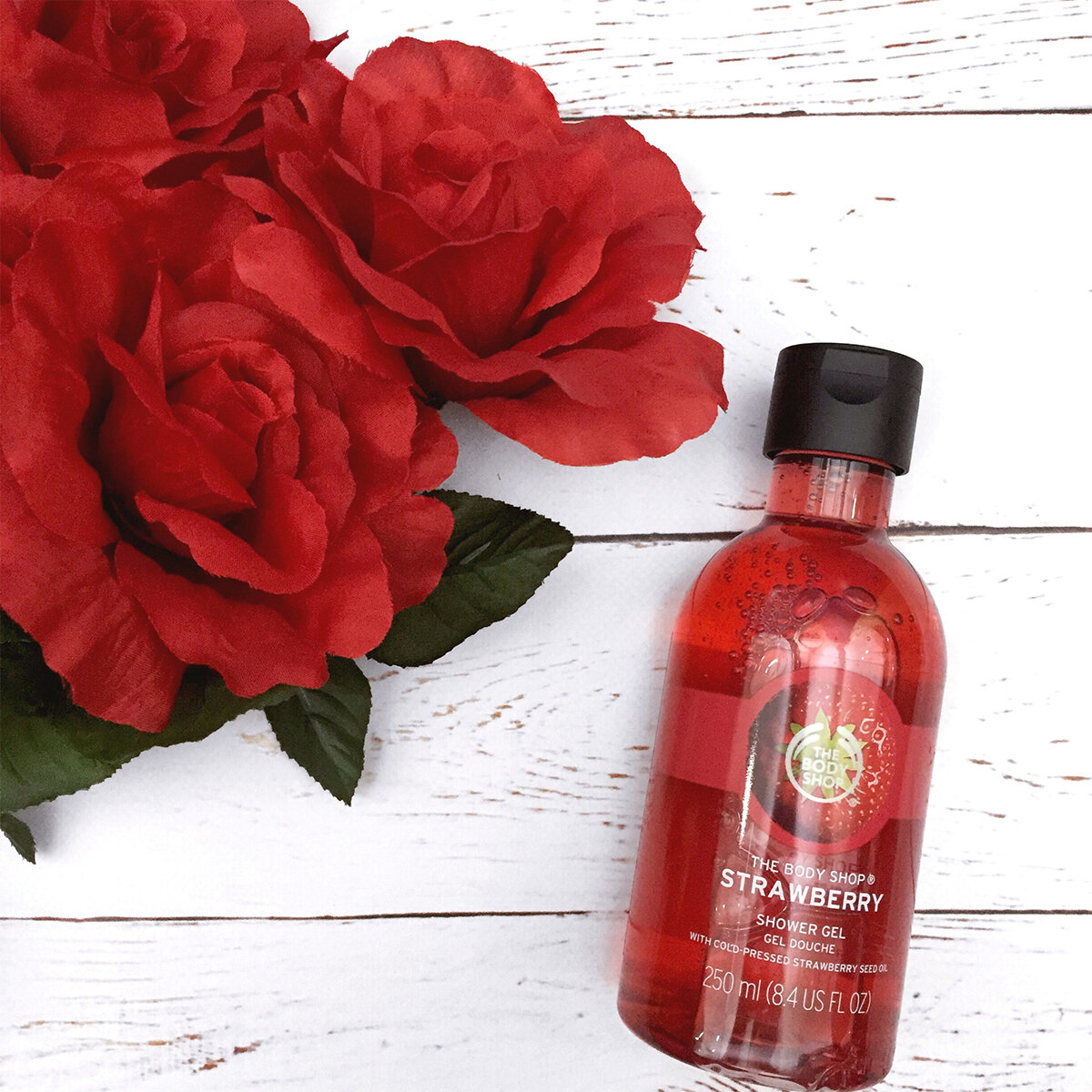 Picture of The Body Shop - Strawberry Shower Gel  250ml
