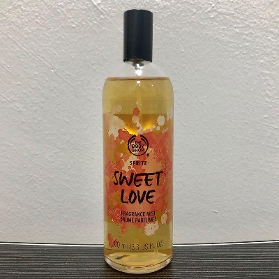 Picture of The Body Shop Sweet Love Spritz Fragrance Mist 100ml