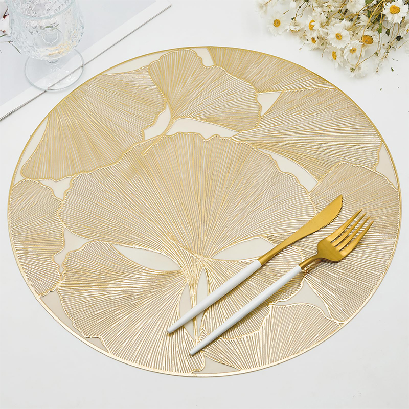 Picture of 6 pc mat 1 pc runner Dining Mat (7pc set)
