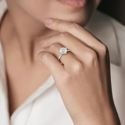 Picture of 5 Things To Refer To Have Right Engagement Ring-Antique White