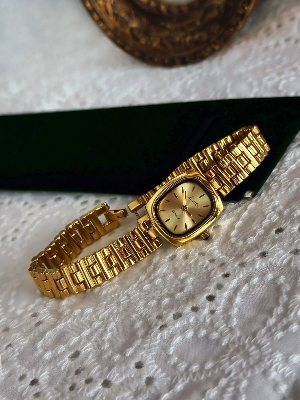 Picture of BESTKANG Watches for Women Watches Vintage Women's Dress Watchsquare Gold Watches for Women Bracelet Quartz Watchgold white, gold khory