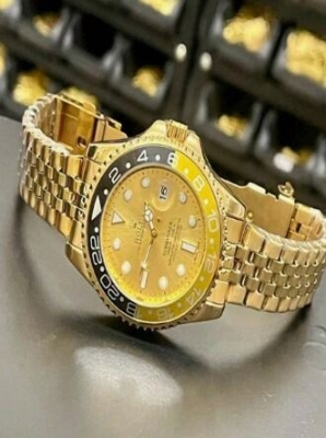 Picture of inspried bye RLX OLYSTER MULTI LIMITED EDITION watchsilver white, golden white, golden blue, golden, silver toton  black, silver black