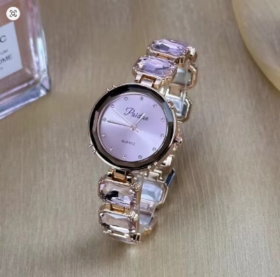 Picture of Modern women's watch with rectangular frame, elegant quartz wristwatch for women, wristwatch for girls, wristwatch for men (with box)Green, Black, Blue, pani, Pink