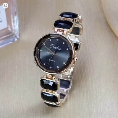 Picture of Modern women's watch with rectangular frame, elegant quartz wristwatch for women, wristwatch for girls, wristwatch for men (with box)Green, Black, Blue, pani, Pink