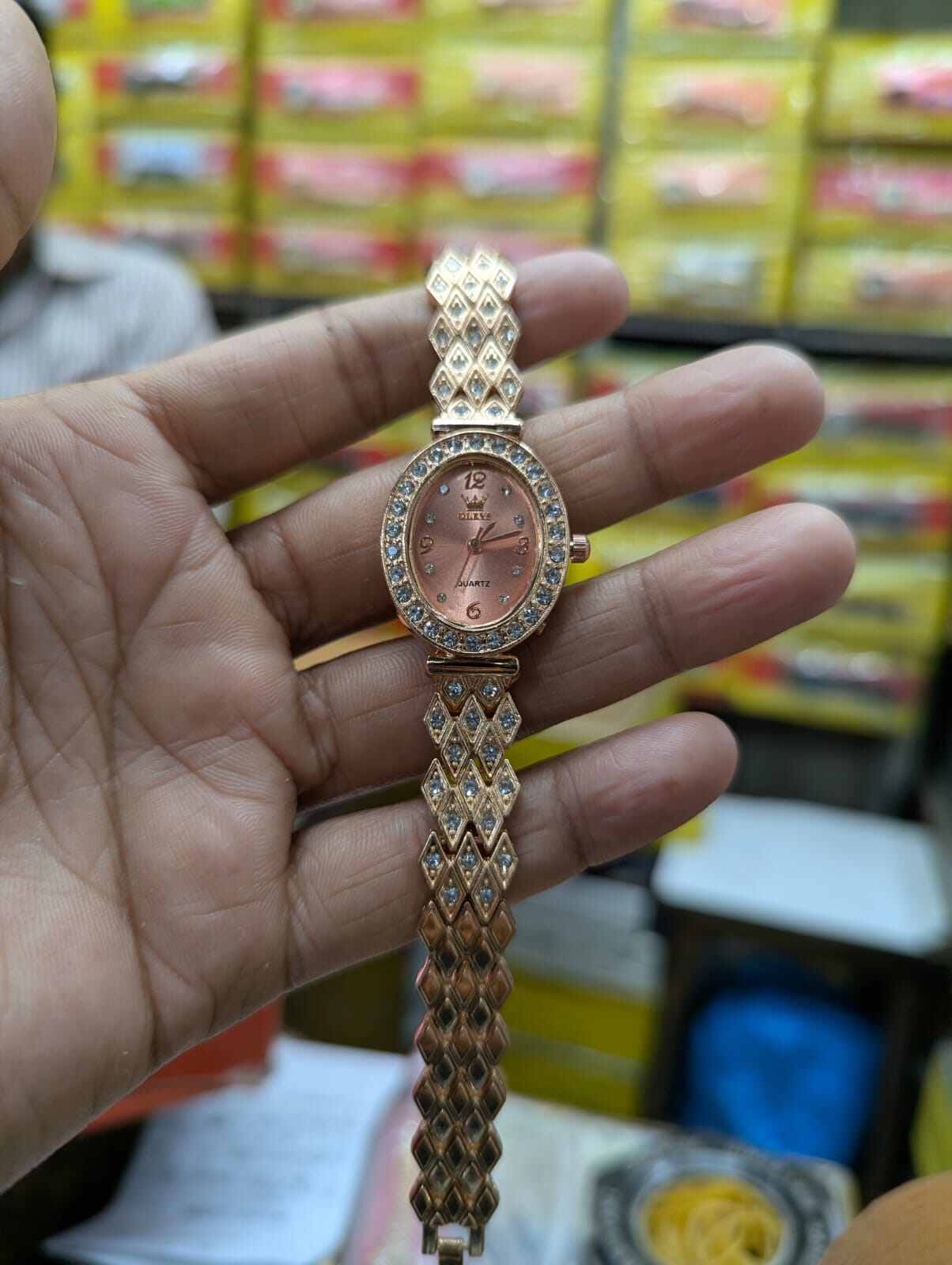 Picture of Oleves Branded wrist watch for ladies with price topBlack, Gold
