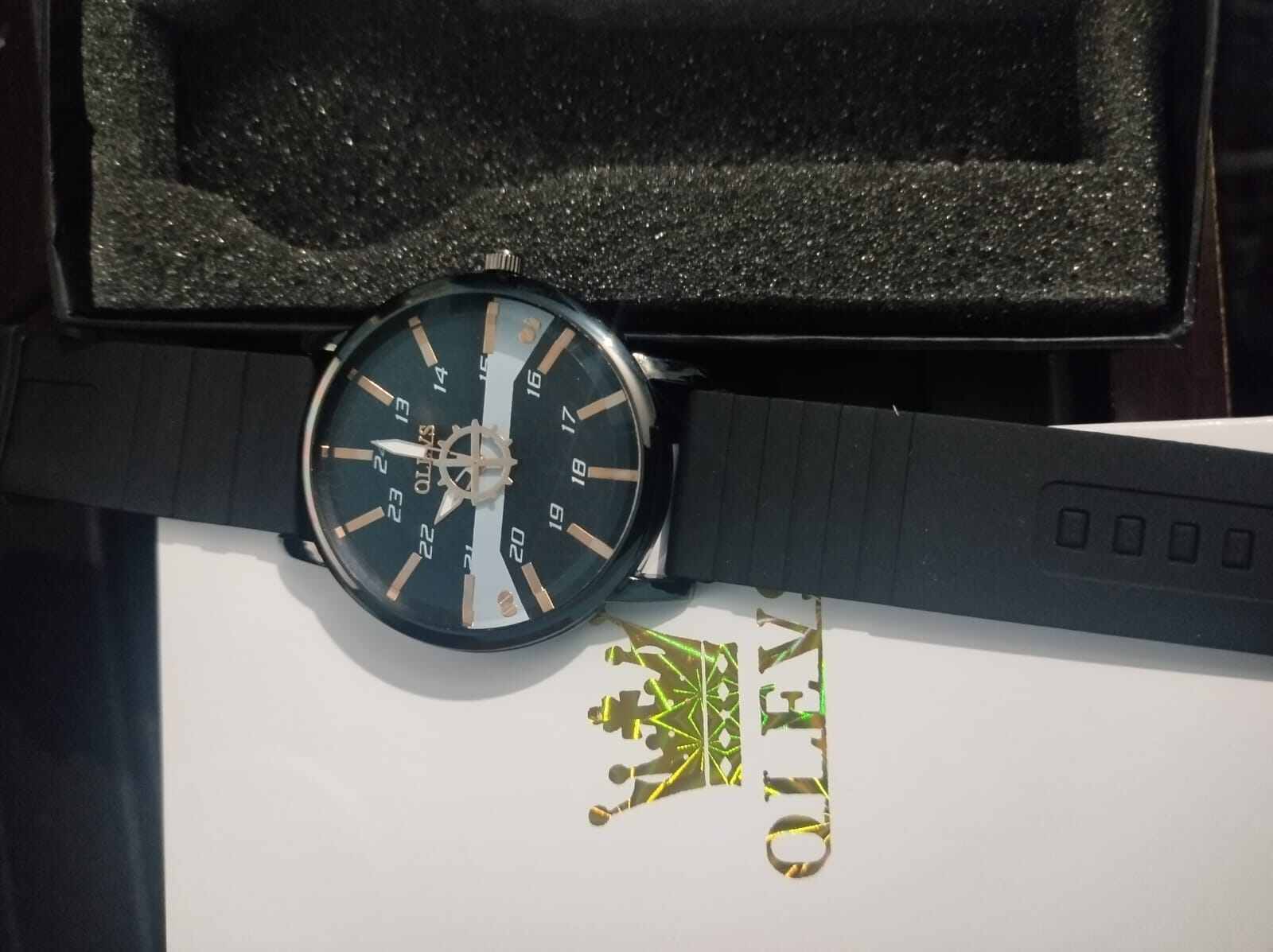 Picture of Oli-vs new luxury fashion leather belt wrist-watche for men only Halping hends BD-Black
