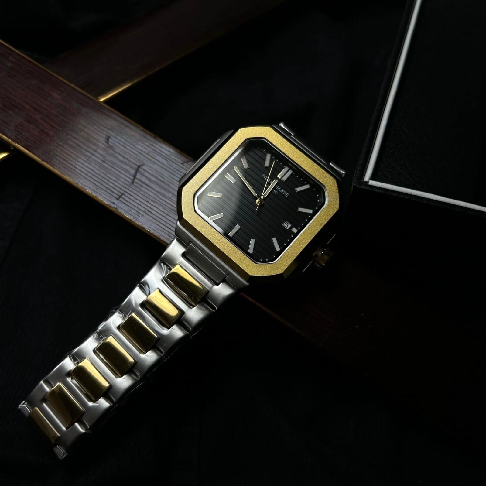 Picture of Patek Philippe Cubitus For Him