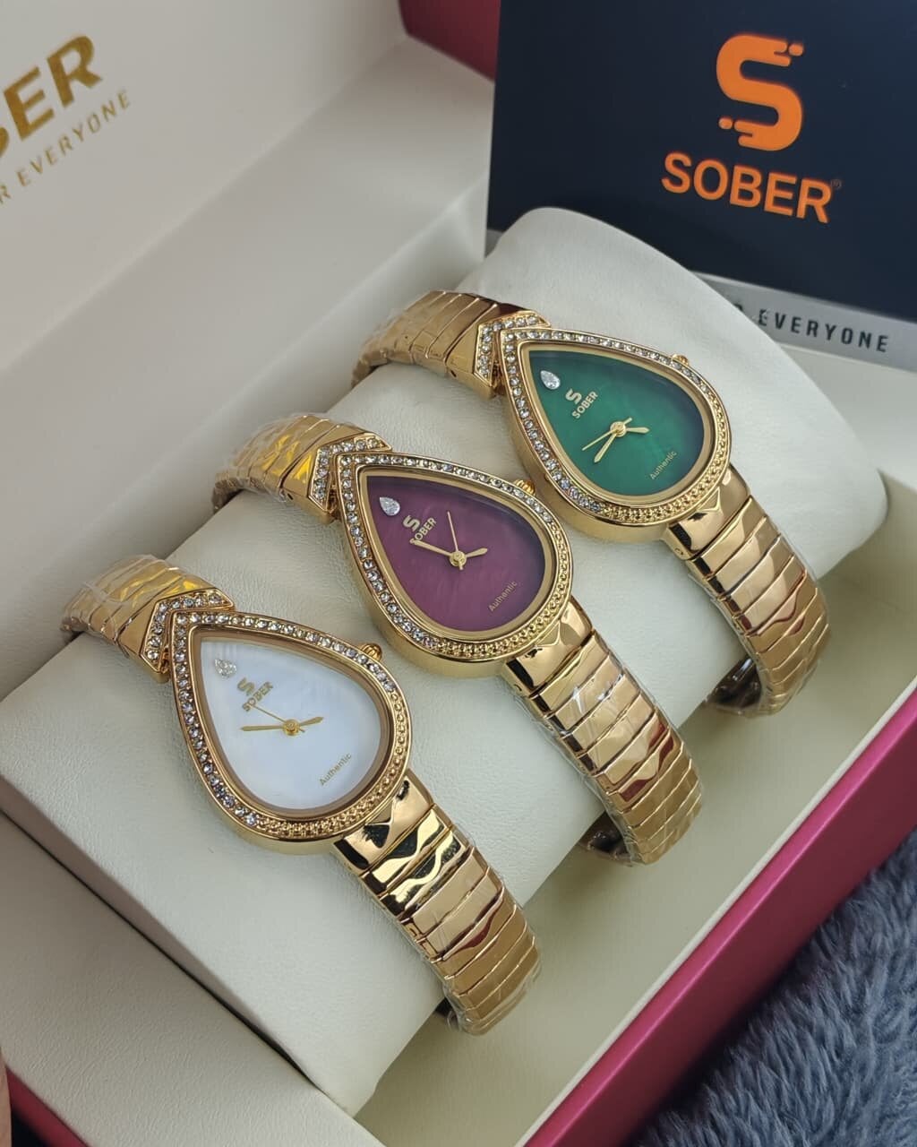 Picture of Women's Wristwatch Fashion Golden Silver Casual Quartz Bracelet Watch Niche Elegant Waterproof Hand Clock for WomenGold, Purple, Two Tone