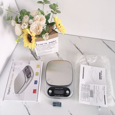 Picture of New Kitchen Weighing Scale  12kg* d=1g.(Power supply: 2*AAA batteries) Multicolor