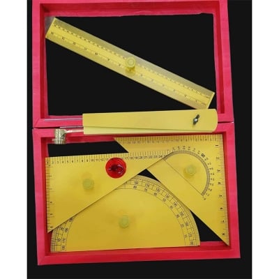 Picture of Wooden 5ps Geometry Box for Education, Professional Geometry Set Big Size Wooden Made 5ps-1set