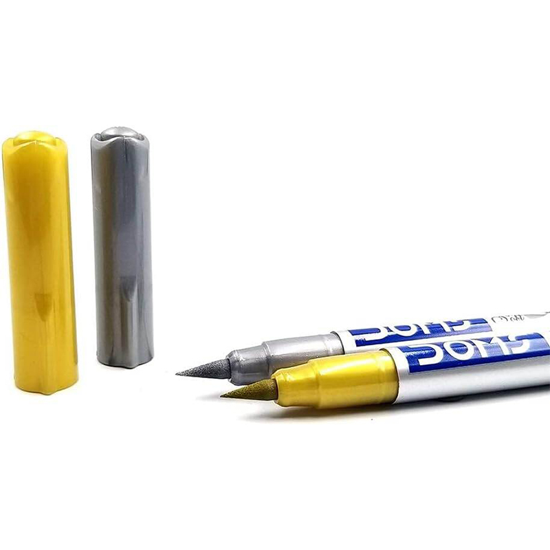 Picture of Doms Metallist Series Metallic Brush Pen 2 Shades (Gold And Silver) Pack Of 2 Silver & Gold