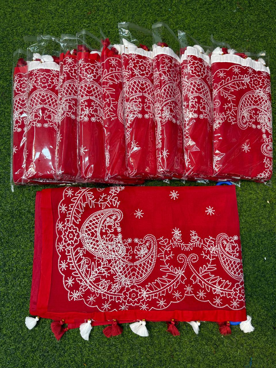 Picture of Hamim Fashion Puja Collection Saree Semi Muslin Laknow Embroidery Work with Blouse Piece  - 13 Haat