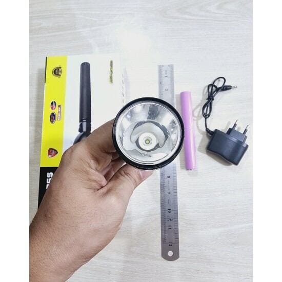 Picture of Jeepas JFL-2024 Rechargable LED Flashlight 4000mAh Torch Light - Black
