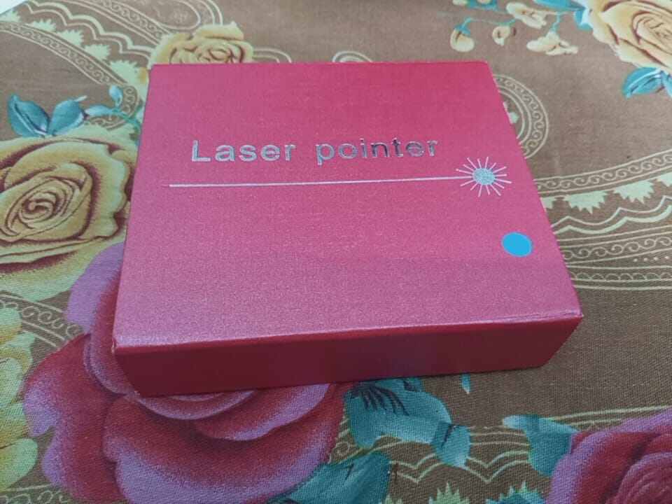 Picture of Green Laser light 303 Adjustable Rechargeable Battery system Laser Pointer Laser light Focus (Professional) - Multicolor