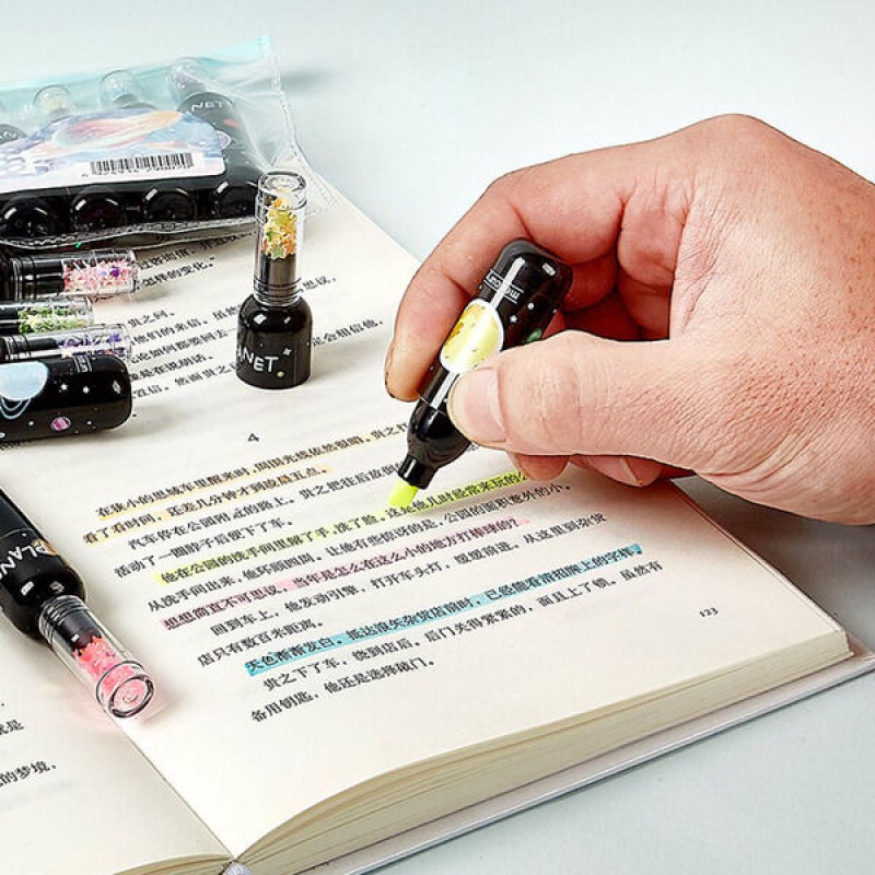 Picture of Cute Planet Space Highlighter Pen | 6 Colors Glitter Liquid Highlighter | Creative Stationery Marker Pen for Students & Kids - Multicolor