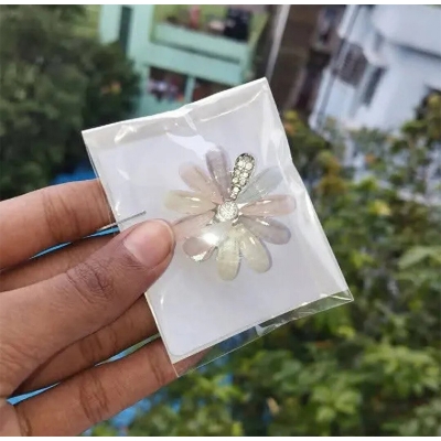 Picture of Elegant Rhinestone Wheat Brooches Simple Faux Crystal Pearl Hijab Pin for Women/sunglass,Heart/Fashion Flower Brooch Hijab Pin for Women