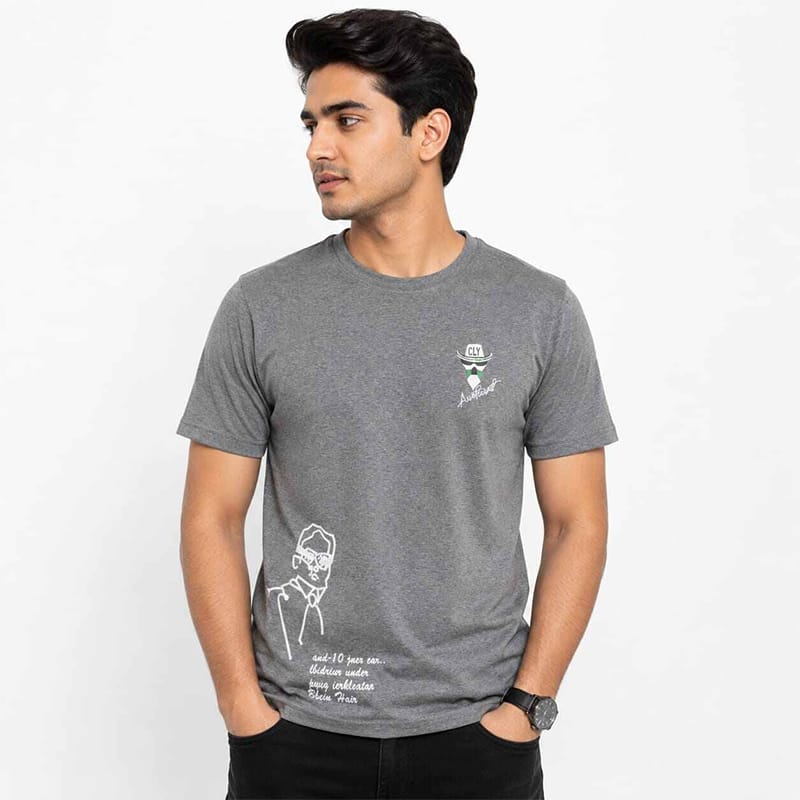Picture of Contrast T-Shirt for Men – Stylish Color Block Graphic Tee, Modern Casual Streetwear Shirt, Trendy Everyday Cotton Top-T shirt(Int:L)