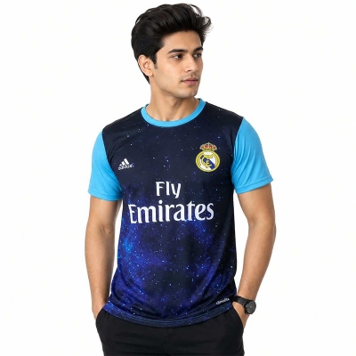 Picture of Contrast T-Shirt for Men – Stylish Two-Tone Casual Crew Neck Shirt, Modern Color Block Design for Everyday Wear-Multicolor(Int:M)