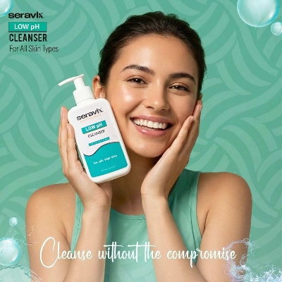 Picture of Seravix Low Ph Cleanser 240ml - Transparent