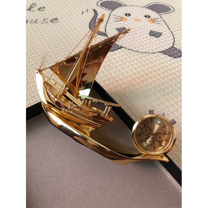 Picture of Luxury car perfume car perfume ornaments car perfume bottle creative innovation plain sailing home decoration accessories