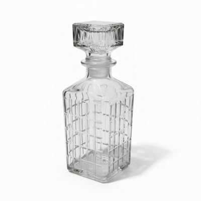 Picture of Elegant Square Crystal Glass Whiskey Decanter 1000ml with Airtight Stopper for Premium Liquor Bourbon Scotch Vodka and Wine Storage Durable Lead-Free Glassware for Home Bar Decor and Luxury Gifting Solutions in Bangladesh
