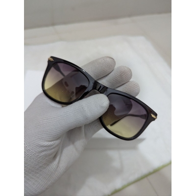 Picture of David Beckham Black Havana Luxury Wayfarer Sunglasses for Men Online