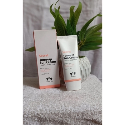 Picture of Christian Deam tone-up sunscreen