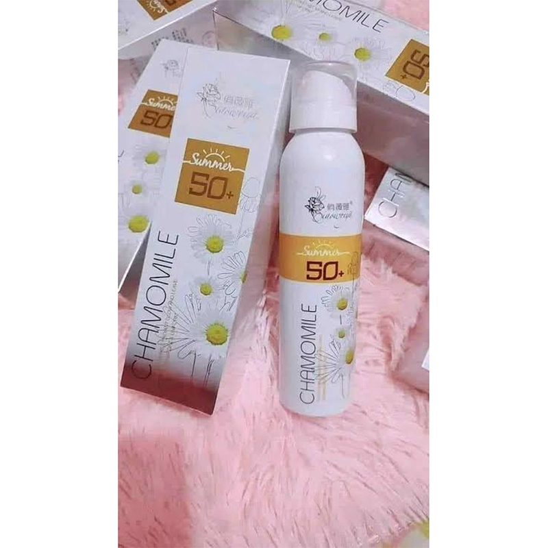 Picture of CHAMOMILE Whitening Spray Sunscreen with SPF 50+