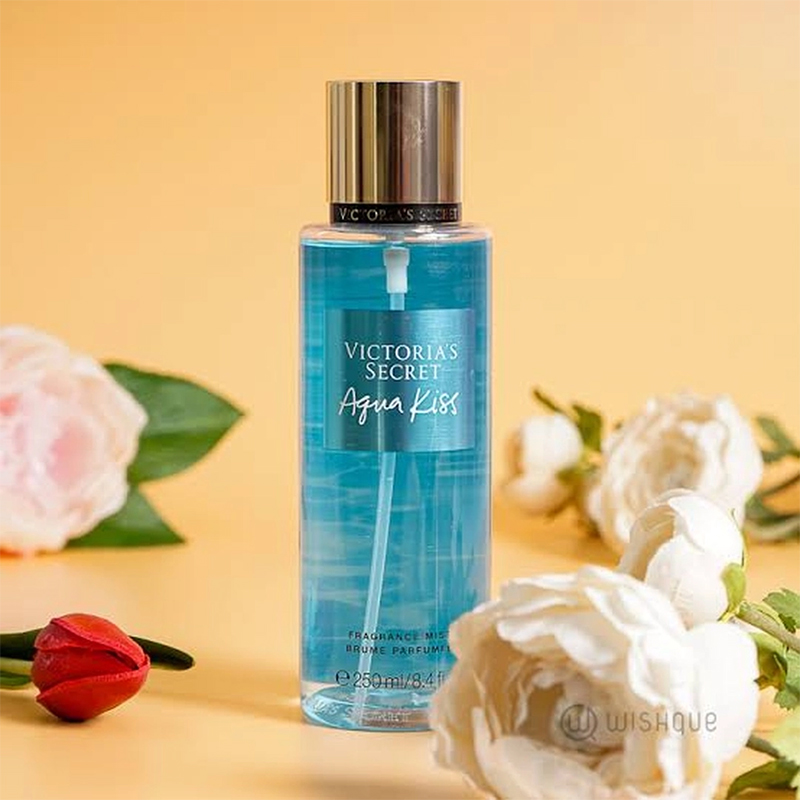 Picture of Victoria's Secret Aqua Kiss Fragrance Mist - 250ml
