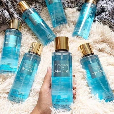 Picture of Victoria's Secret Aqua Kiss Fragrance Mist - 250ml