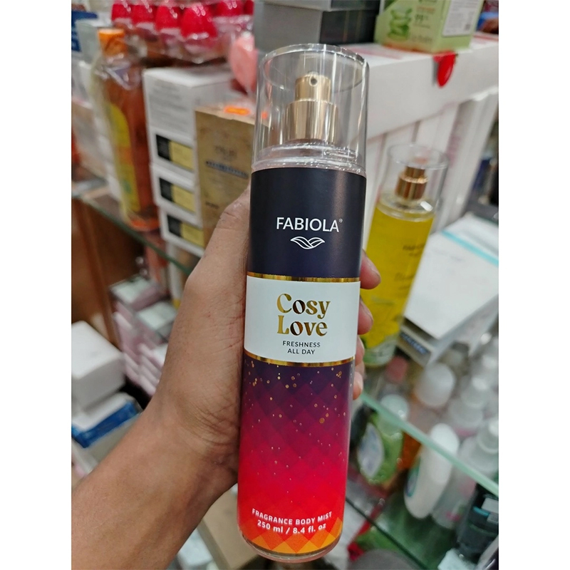 Picture of Fabiola Cozy Love Fragrance Body Mist - 250ml