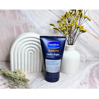 Picture of Vaseline Men Healthy Bright Vitamin B3 Face Wash 100ml