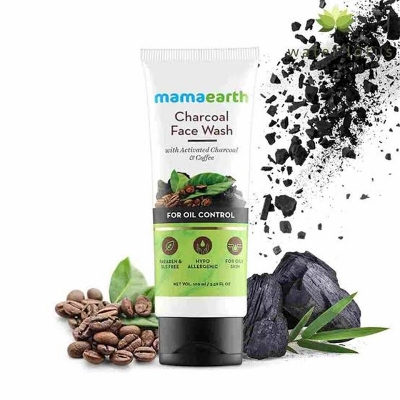 Picture of Mamaearth charcoal face wash for oil control - 100 ml