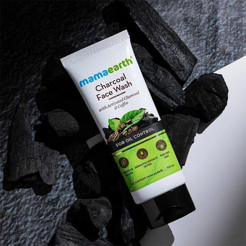 Picture of Mamaearth charcoal face wash for oil control - 100 ml