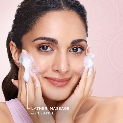 Picture of International Thailand product Ponds Bright Miracle Niasorcinol Facial foam Used For male/female 100 MI