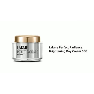 Picture of Lakme Skin Ultime Collection Perfect Radiance Day Cream 50g with Niacinamide