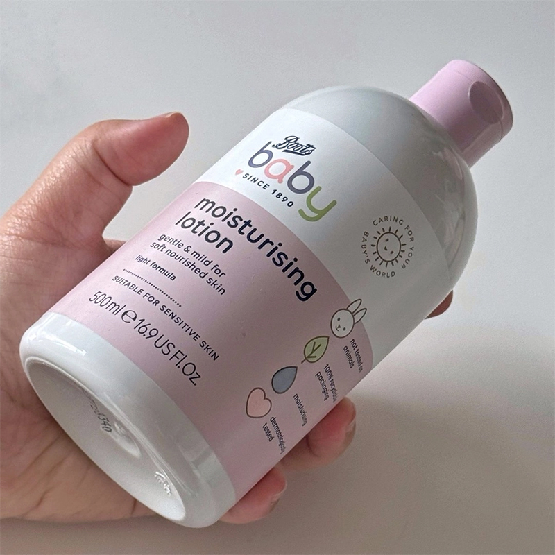 Picture of Boots Baby Moisturizing Lotion - 500ml