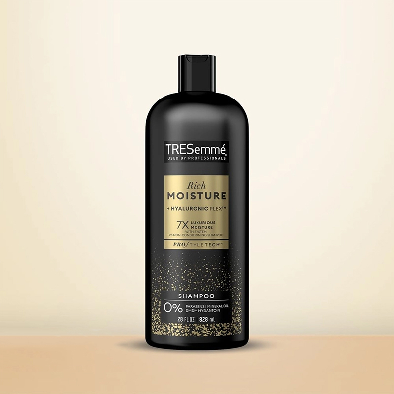 Picture of Tresemme 7x Moisture Rich Shampoo And Conditioner Set For Dry Hair, 828 ml