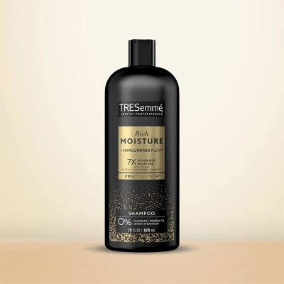 Picture of Tresemme 7x Moisture Rich Shampoo And Conditioner Set For Dry Hair, 828 ml
