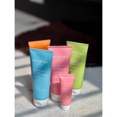 Picture of Dot & Key Watermelon Cooling Sunscreen Aqua-Gel SPF 50+ PA++++ | Oil-Free Hydration | 80g | Original Product
