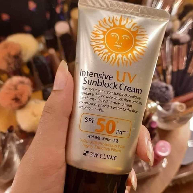 Picture of 3W Clinic Intensive UV Sunblock Cream SPF 50+ PA+++ - Gold
