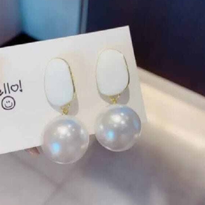 Picture of Korean Elegant Pearl Enamel Earrings for Women - 2 MM