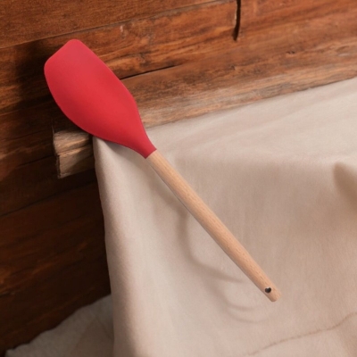 Picture of Silicone Cream Spatula with Wooden Handle – Heat-Resistant – Non-Stick Pastry Blender – Soft Butter & Cake Mixer-Red
