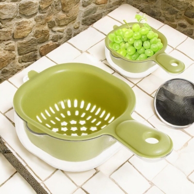 Picture of Plastic Colander with Handle - 1 Pcs - Perfect for Rinsing Fruits and Vegetables - Fruit Drainer Bowl - Mixed Multicolor Veggie Washing Basin-Multicolor